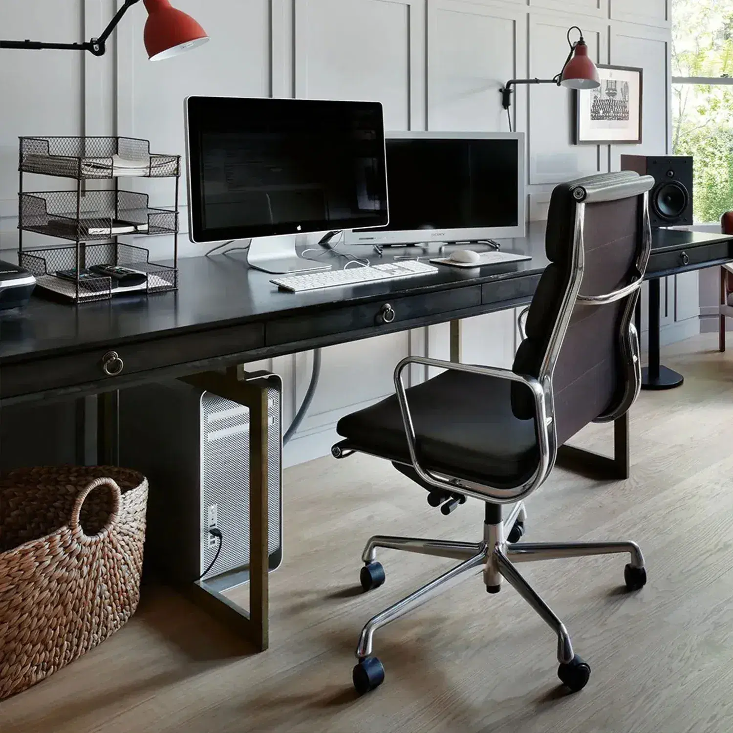 Eames Soft Pad Group Executive Chair Replica - View 9