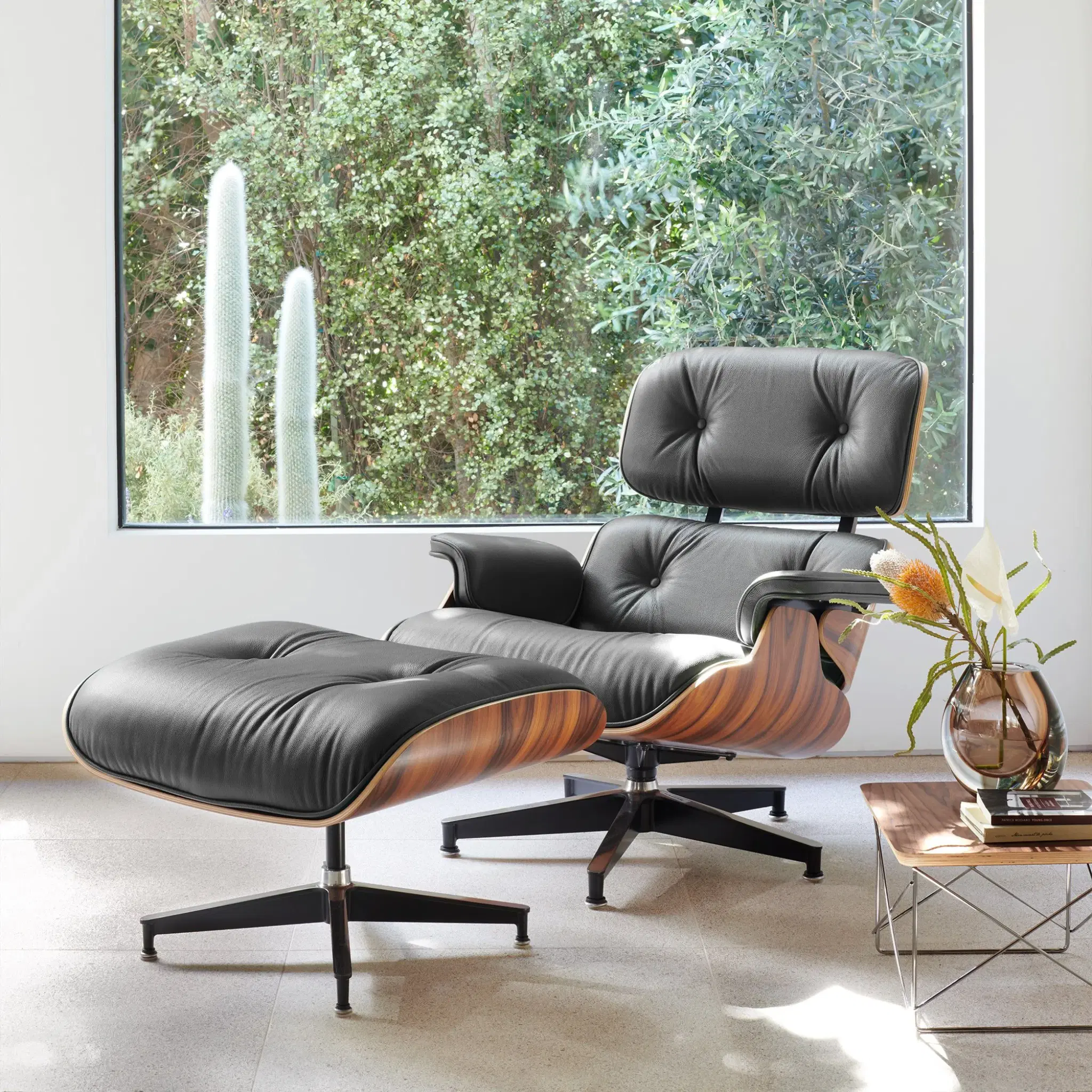 Sohnne's Eames Lounge Chair