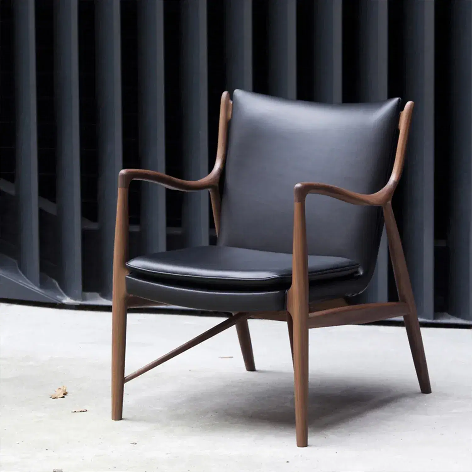 Model 45 Chair Replica By Finn Juhl - View 10