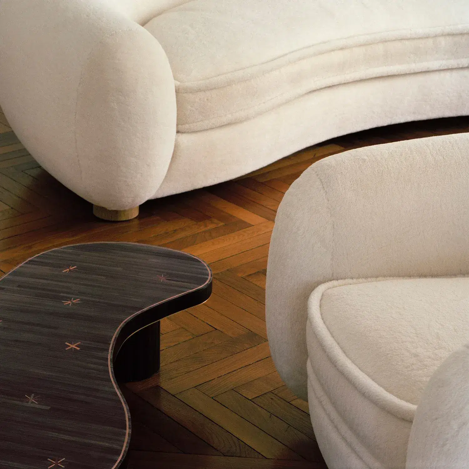 Polar Bear Armchair Replica - View 6