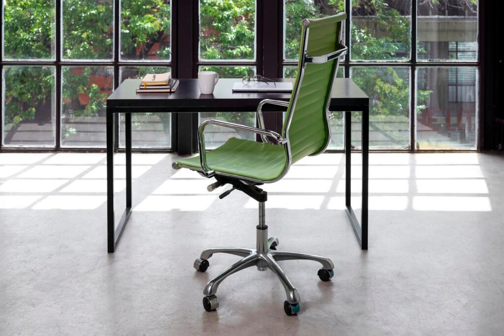 conference room chairs with wheels