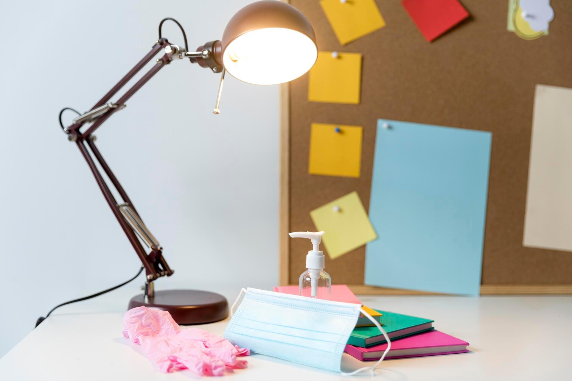 desk lamps_office decor ideas for women